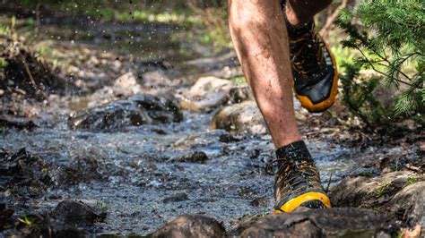 best shoes for muddy trails.